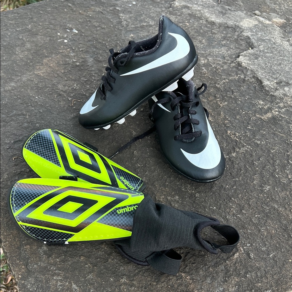 Nike Black and White Soccer Cleats + Umbro Shin Guards (Little Kid 13)